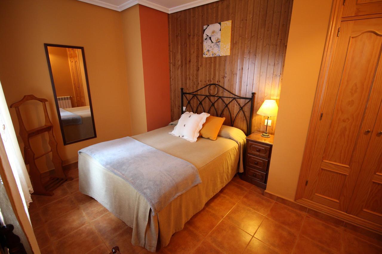 Sierra De Monfrague Apartamento Torrejón el Rubio Exterior foto